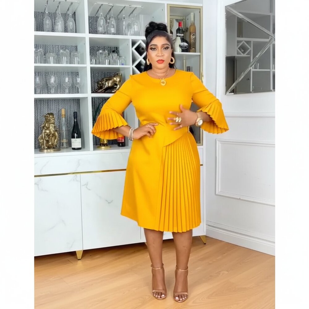 Pleated Elegance Midi Dress  L - 2XL